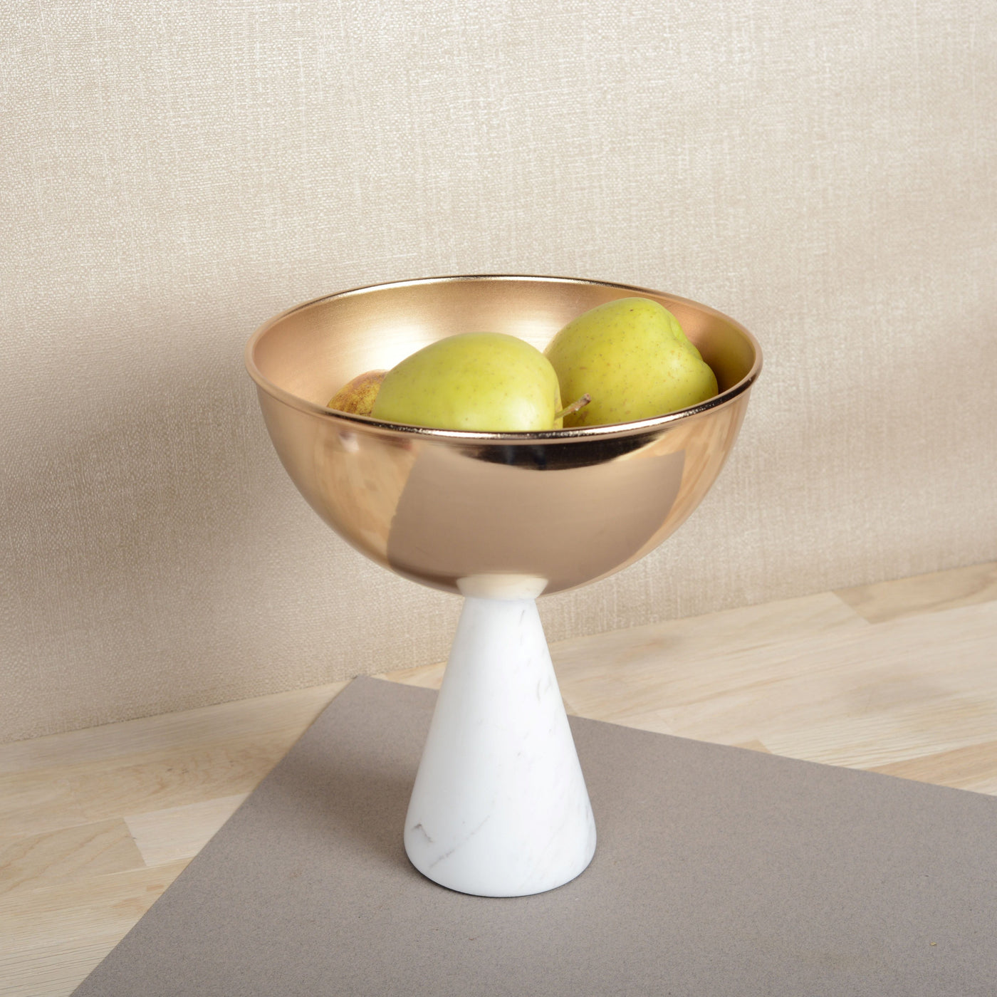 FOOTED BOWL | WHITE AND PINK GOLD | 24CM