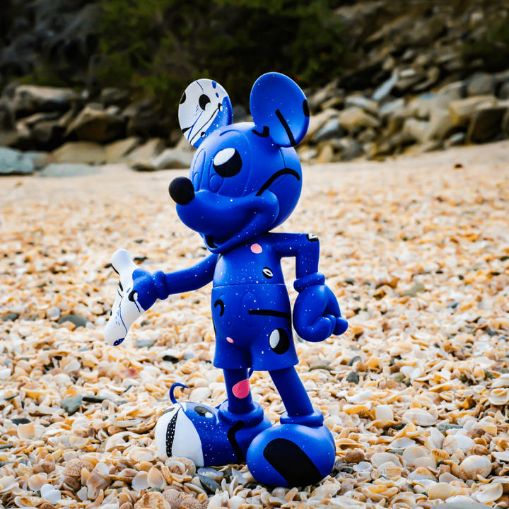 【日本未発売】トマ・ダリエル x ルブロン・ドゥリエンヌ ミッキーマウス Mickey Cosmic Blue by Thomas Dariel – Au Gant Rouge