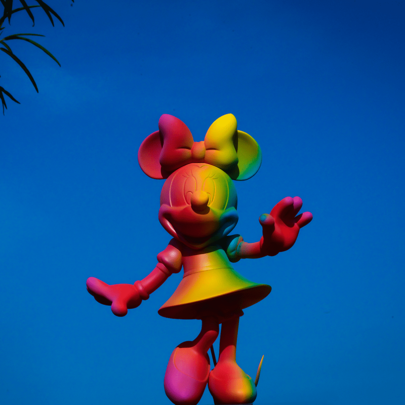 Minnie Welcome Rainbow